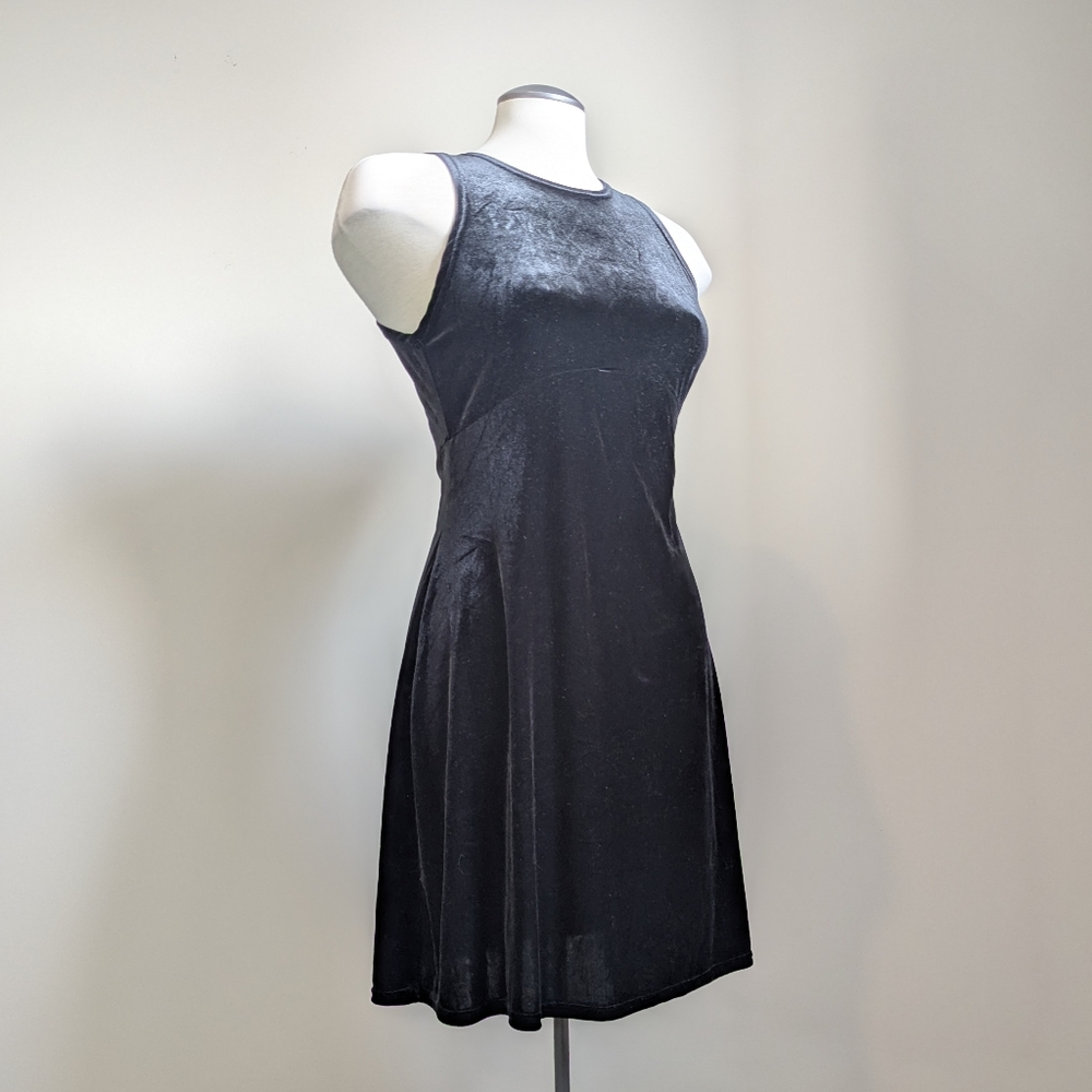 Scarlet Vintage Black Velvet Mini Dress Keyhole Medium Goth Workwear Mori - Picture 3 of 8